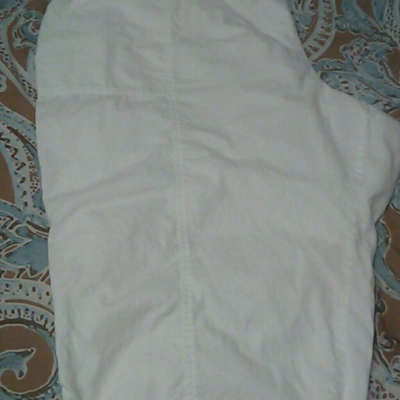 Capris - Picture 3 of 5